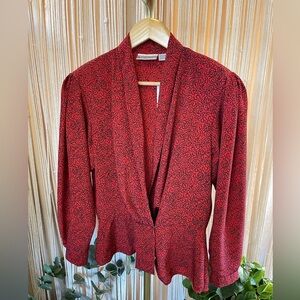 Evan-Picone Petites Red Patterned Blouse Surplice neckline, peplum waist, sz 12p